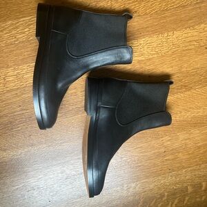 Brand new Vince black short boot - black - 9